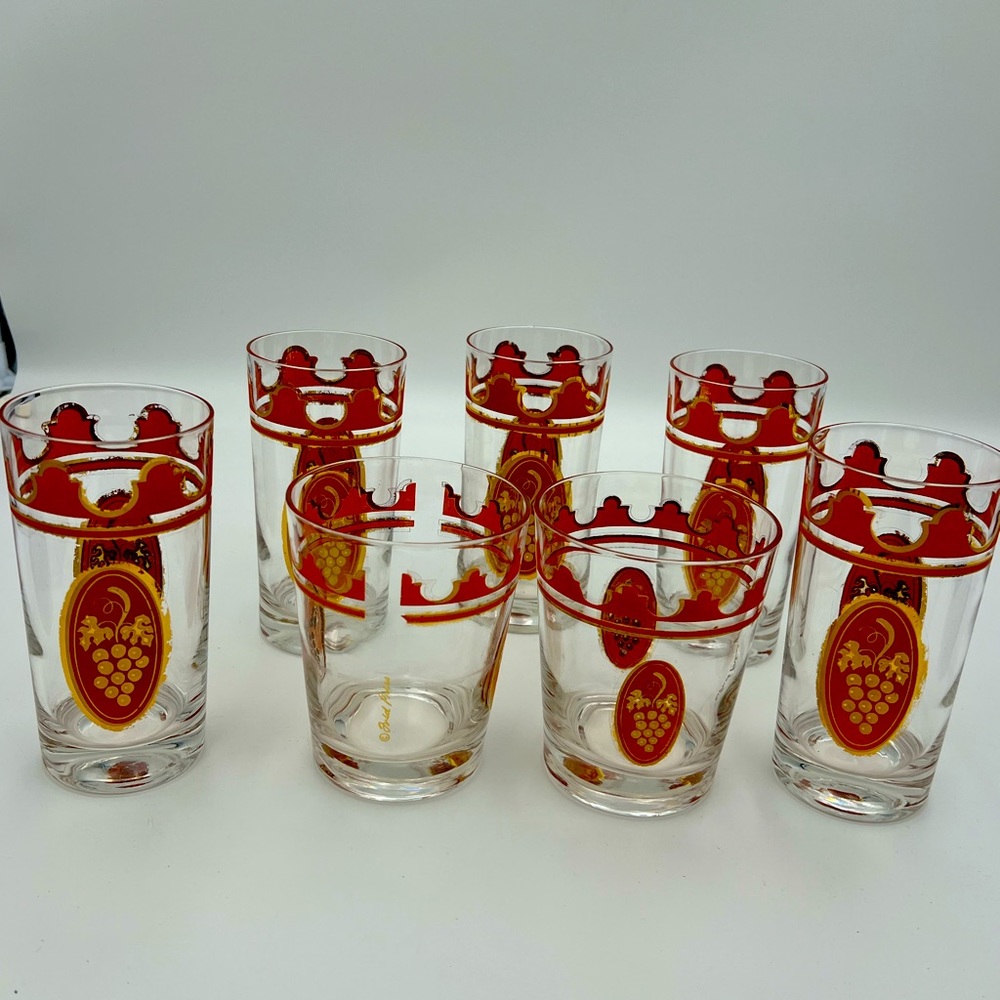 Vintage 7 RARE Mid-Century Fred Press Signed Red 22K Gold Grapes Glasses